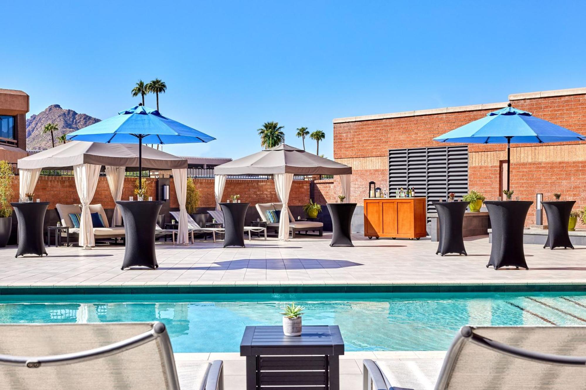 Scottsdale Marriott Old Town Hotel Exterior photo