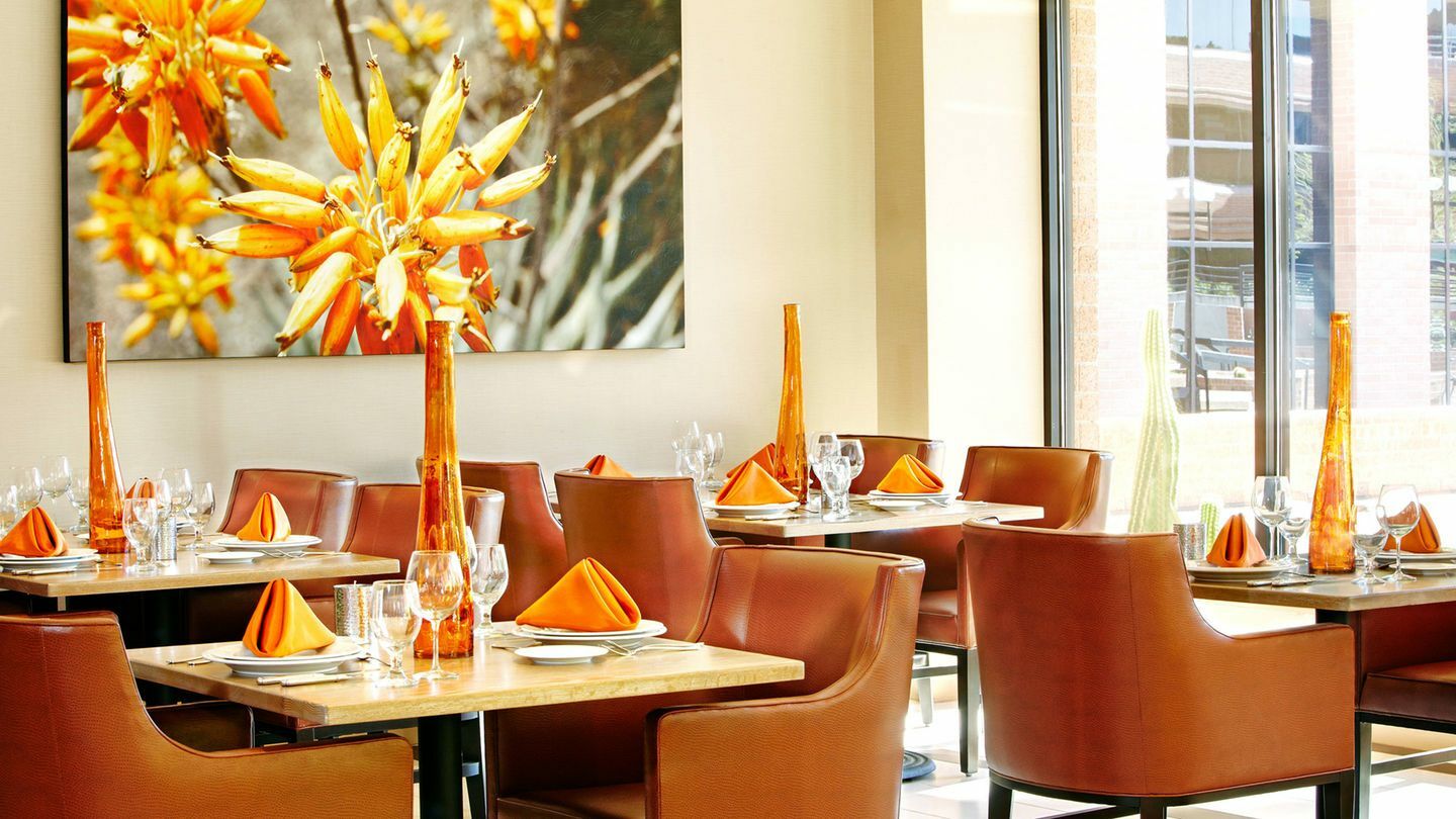 Scottsdale Marriott Old Town Hotel Restaurant photo